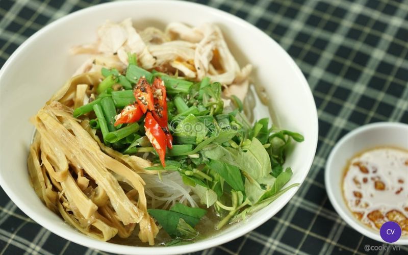 15+ món ăn không thể thiếu trong mâm cỗ Tết 3 miền 23 Miến măng gà
