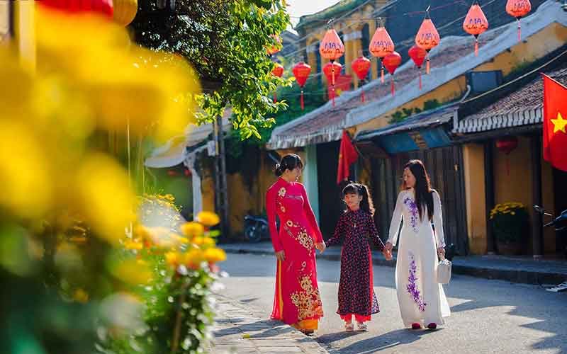 13 Phong Tục Của Người Việt Nam Trong Dịp Tết Nguyên Đán 26 Xuất hành đầu năm
